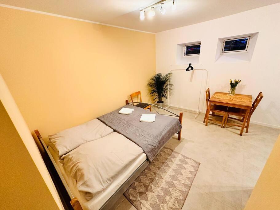 Next To Motlava Apartment กดัญสก์ ภายนอก รูปภาพ